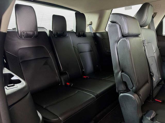 Certified 2025 Nissan Pathfinder SL AWD/4WD image 24