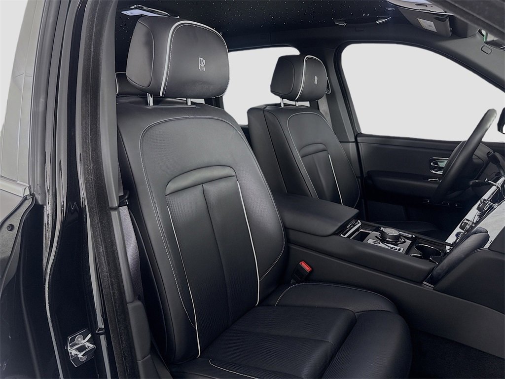 Used 2024 Rolls-Royce Cullinan image 30