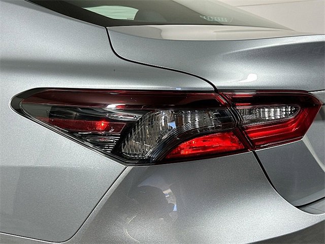 Used 2023 Toyota Camry LE FWD image 23