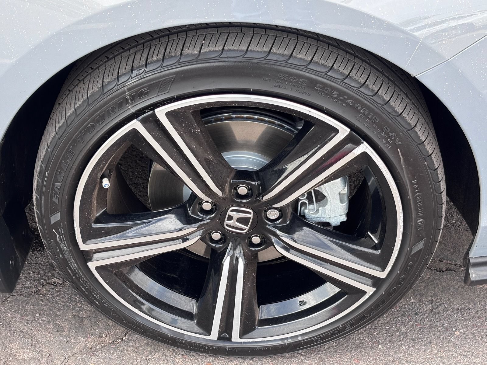 Used 2024 Honda Accord Sport image 11