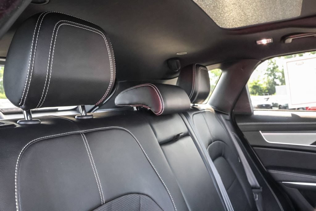 Used 2024 Jaguar F-PACE R-Dynamic S AWD/4WD image 34