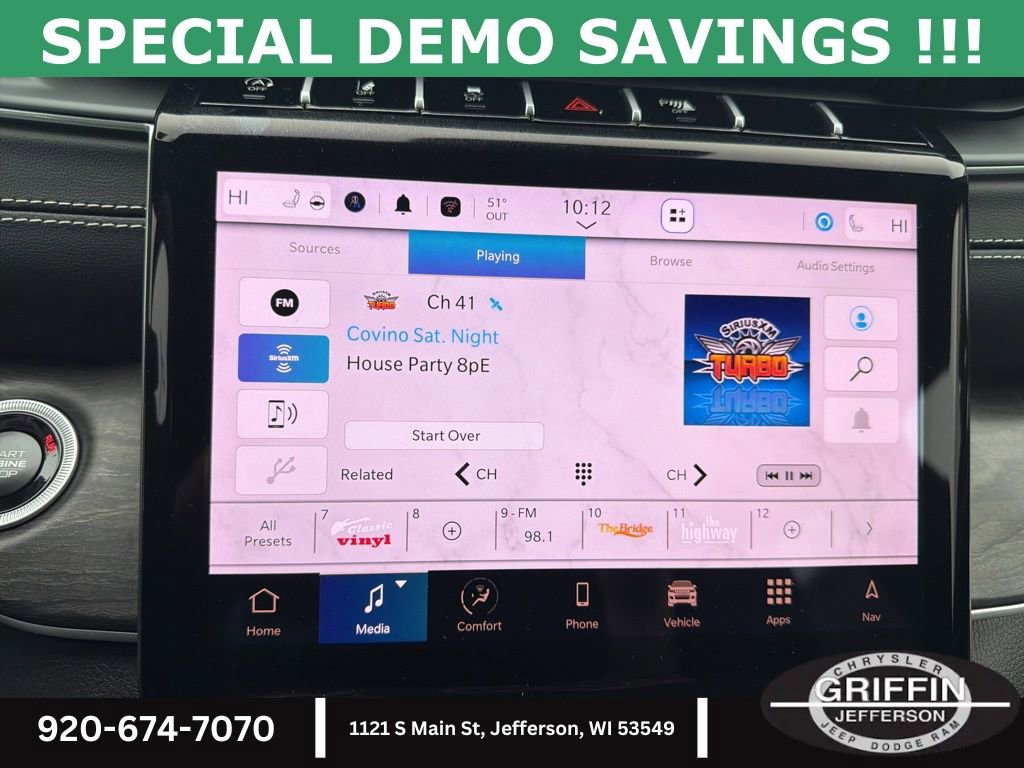 New 2025 Jeep Grand Cherokee Limited w/ Luxury Tech Group II image 21