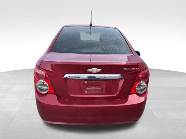 Used 2014 Chevrolet Sonic LT image 4