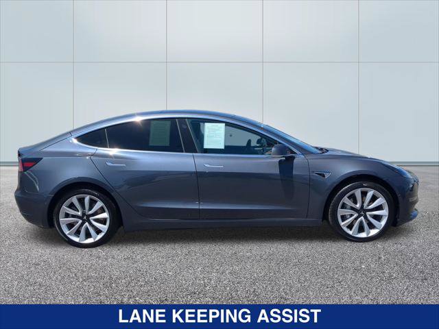 Used 2020 Tesla Model 3 Standard Range RWD image 6