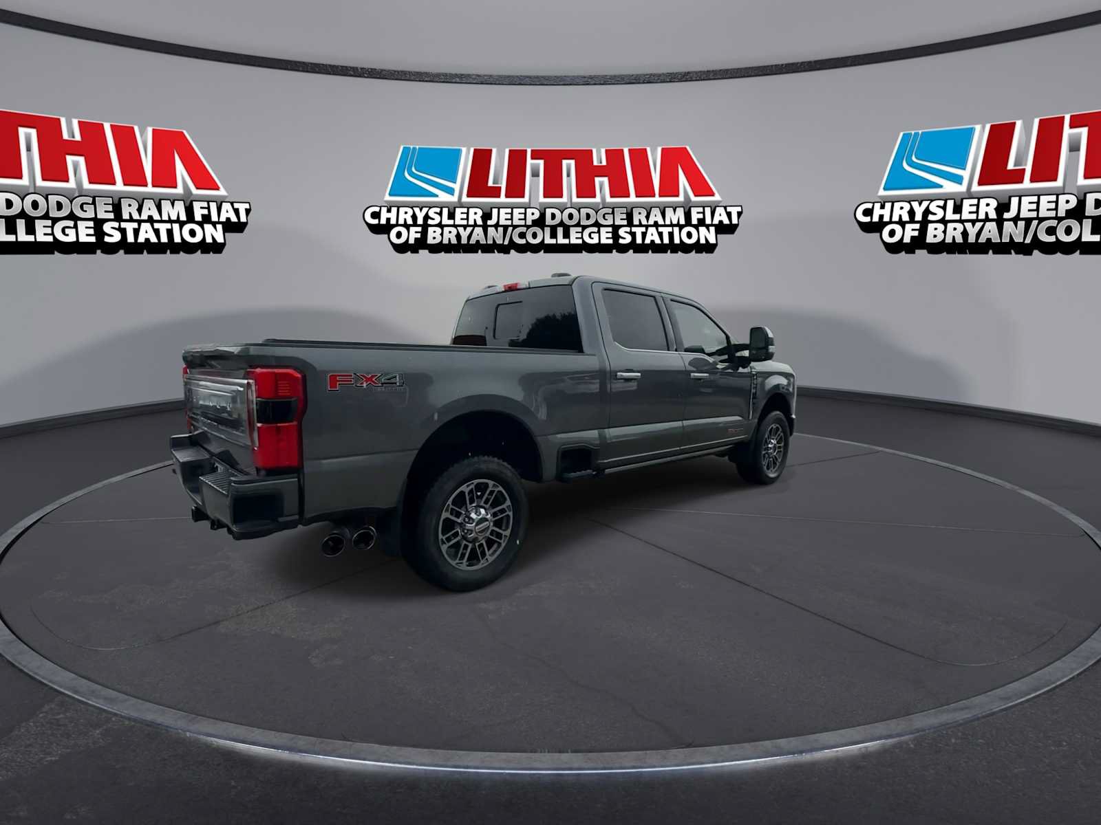 Used 2025 Ford F250 Platinum w/ Platinum Plus Package AWD/4WD image 8