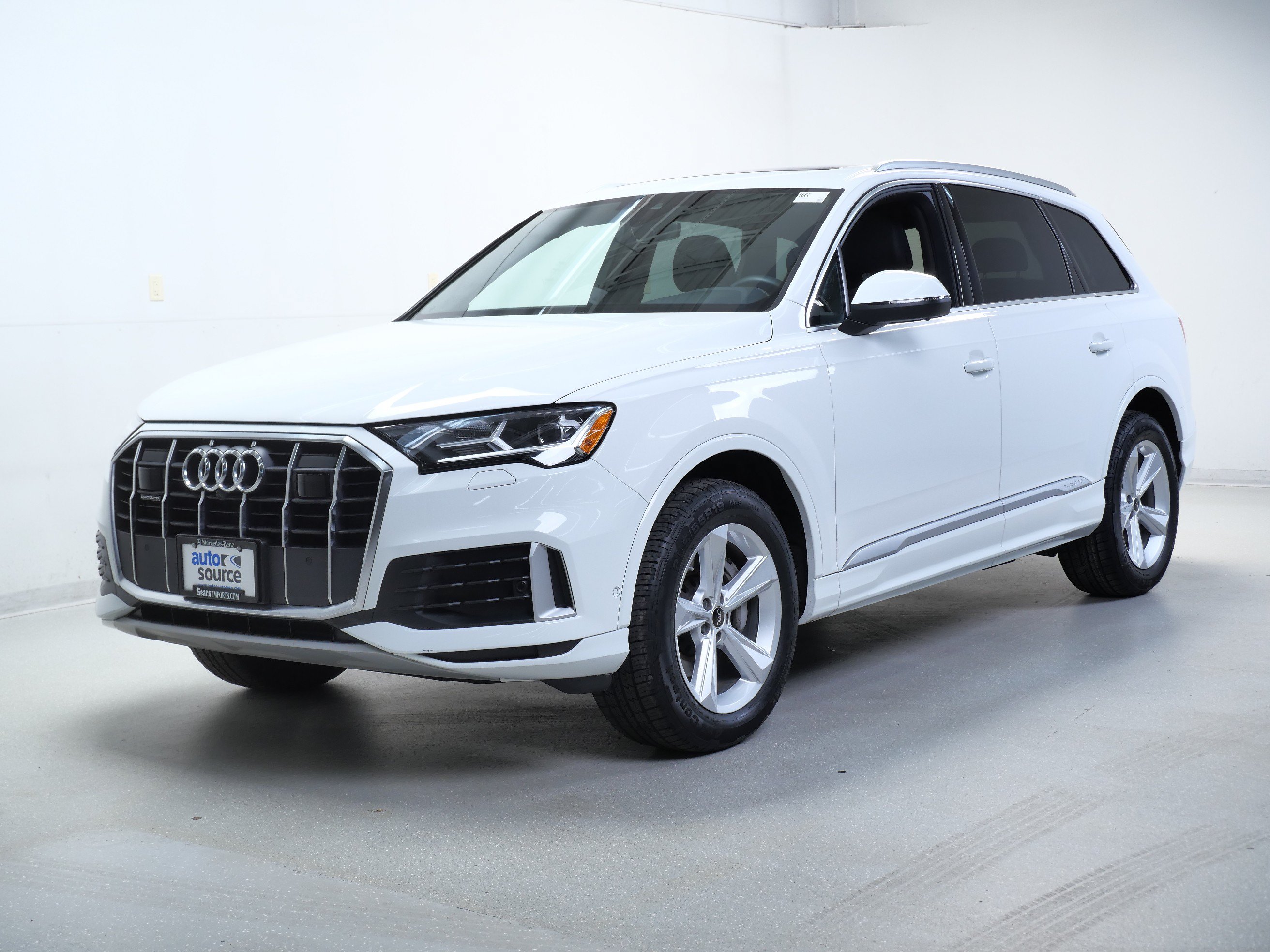 Used 2023 Audi Q7 2.0T Premium Plus w/ Premium Plus Package AWD/4WD image 9