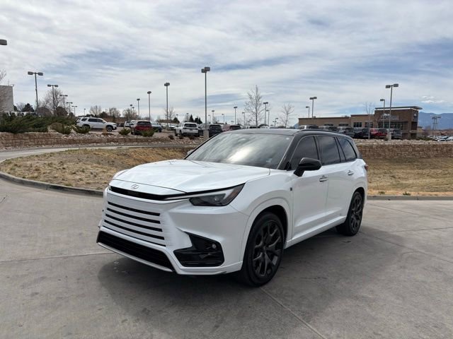 Used 2025 Lexus TX 500h AWD w/ Technology Package image 3