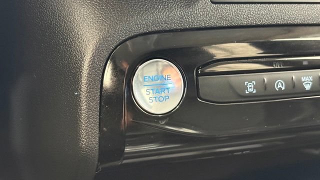 Used 2025 Ford Escape Platinum AWD/4WD image 42