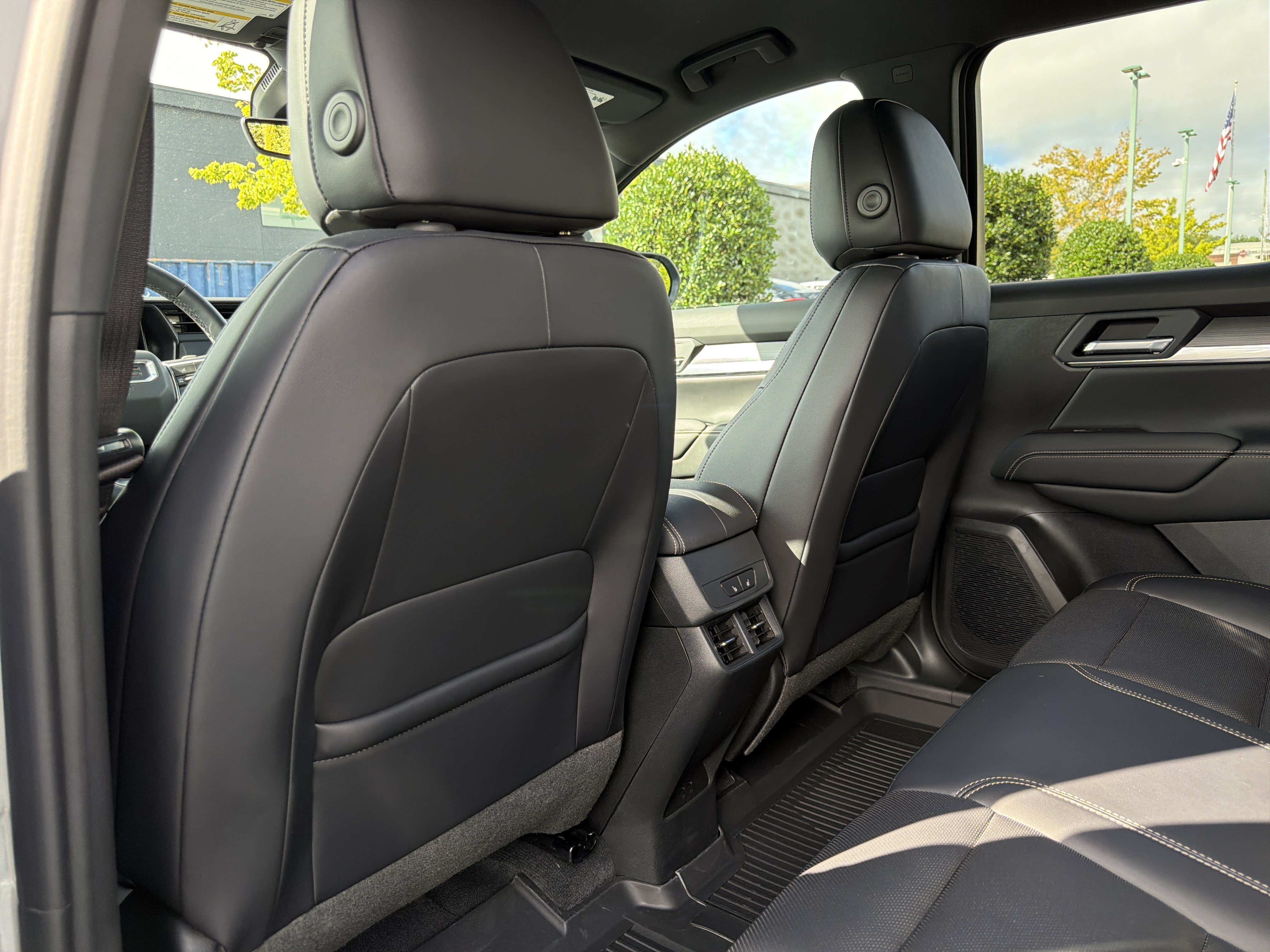 Used 2027 GMC Terrain Elevation w/ Elevation Premium Package AWD/4WD image 42