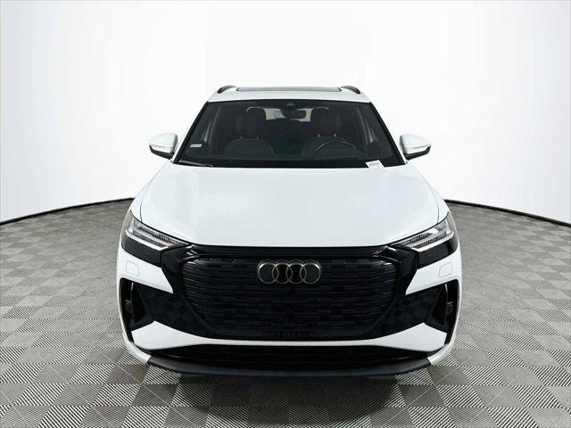 Certified 2024 Audi Q4 e-tron Prestige w/ Black Optic Package AWD/4WD image 2