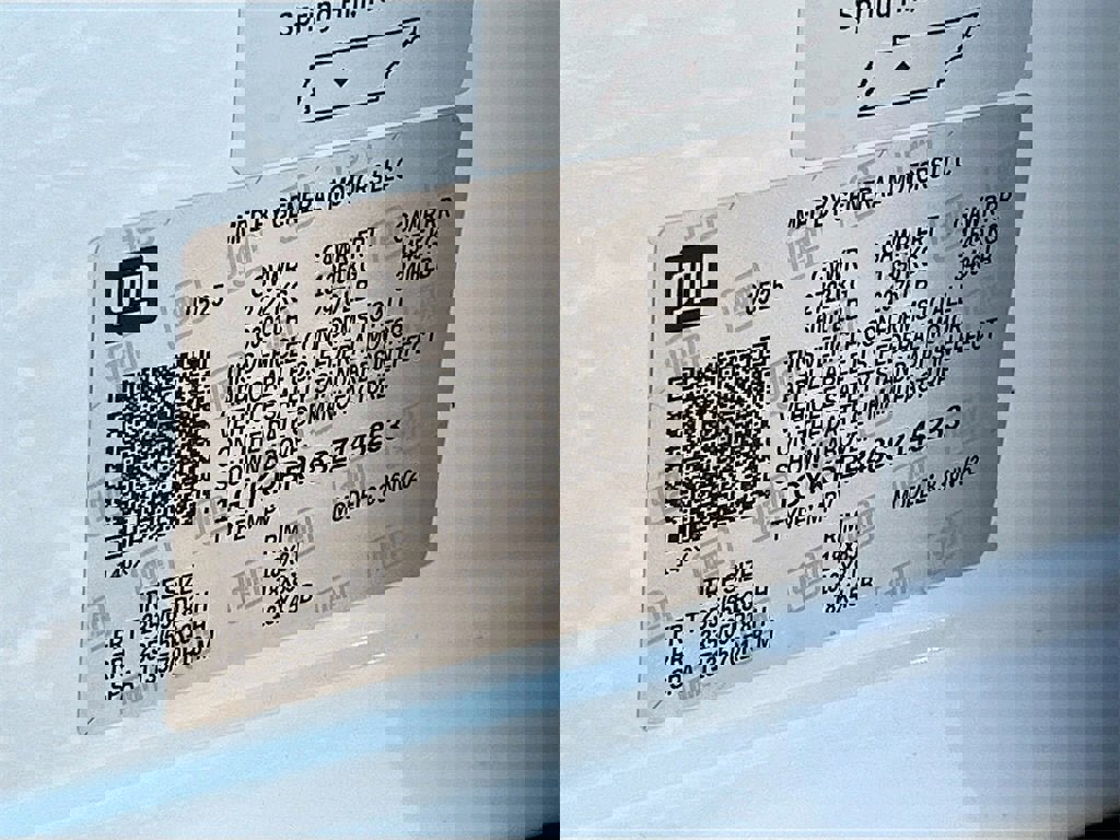 New 2025 Cadillac XT6 Luxury w/ LPO, Floor Liner Package image 34