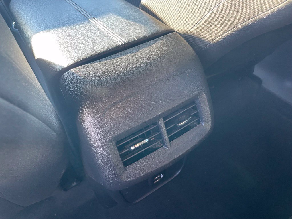 Used 2024 GMC Terrain SLE AWD/4WD image 22