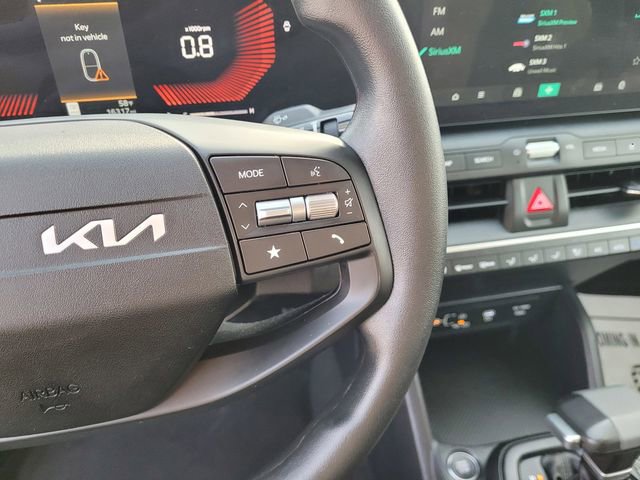 Used 2025 Kia K4 LX image 20