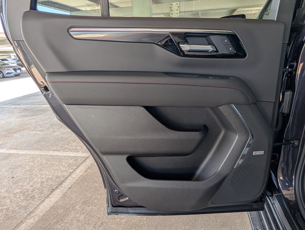 New 2026 Chevrolet Tahoe RST AWD/4WD image 9