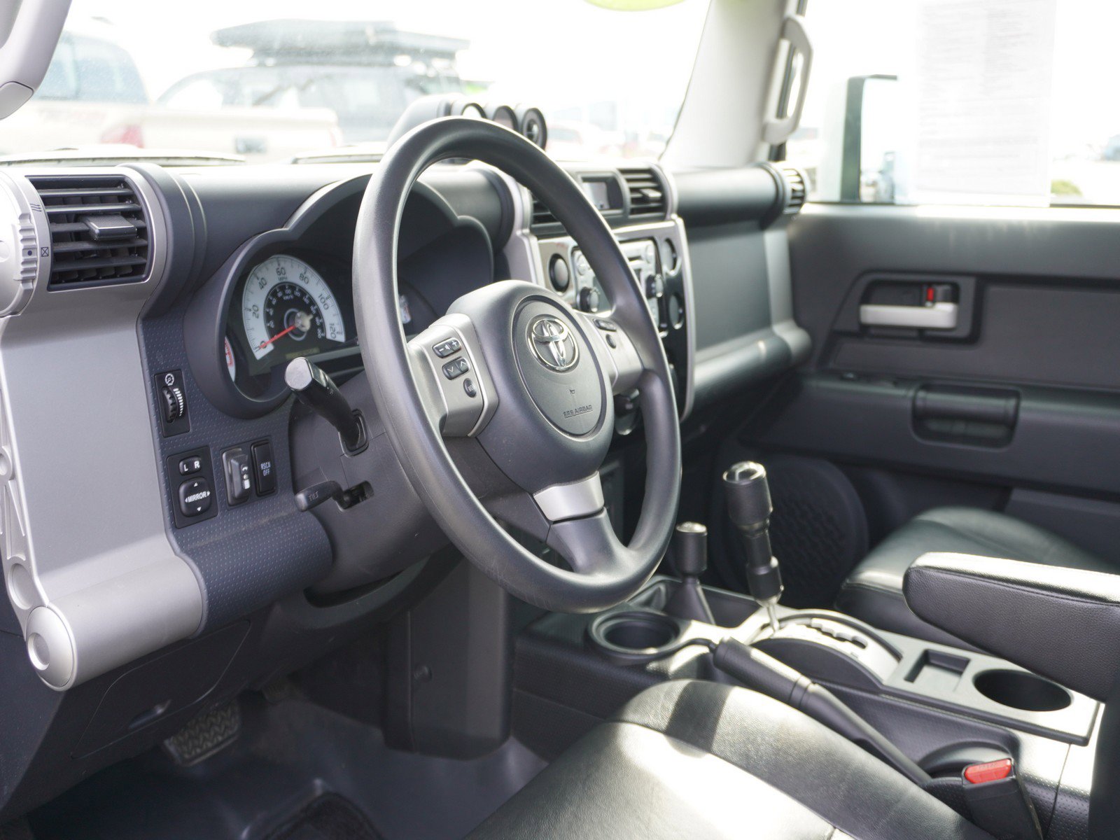 Used 2011 Toyota FJ Cruiser 4WD image 13