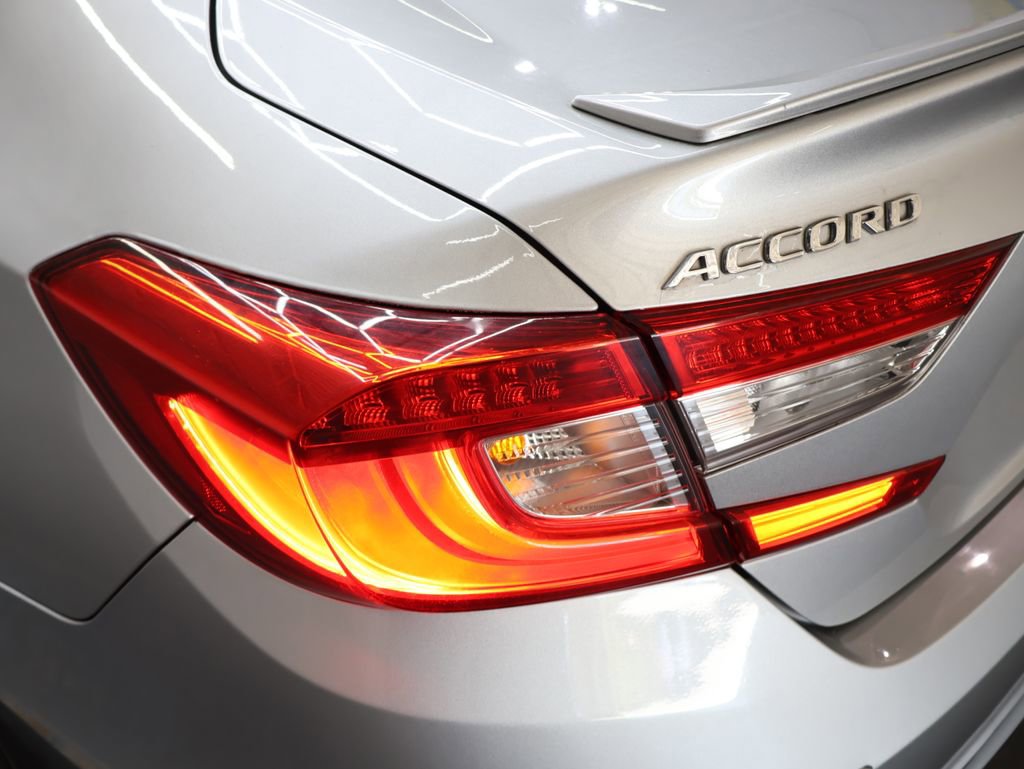 Used 2020 Honda Accord Sport image 28