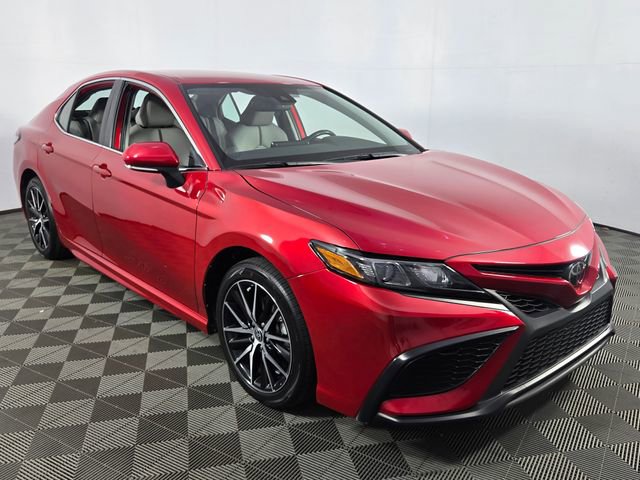 Used 2023 Toyota Camry SE w/ Convenience Package