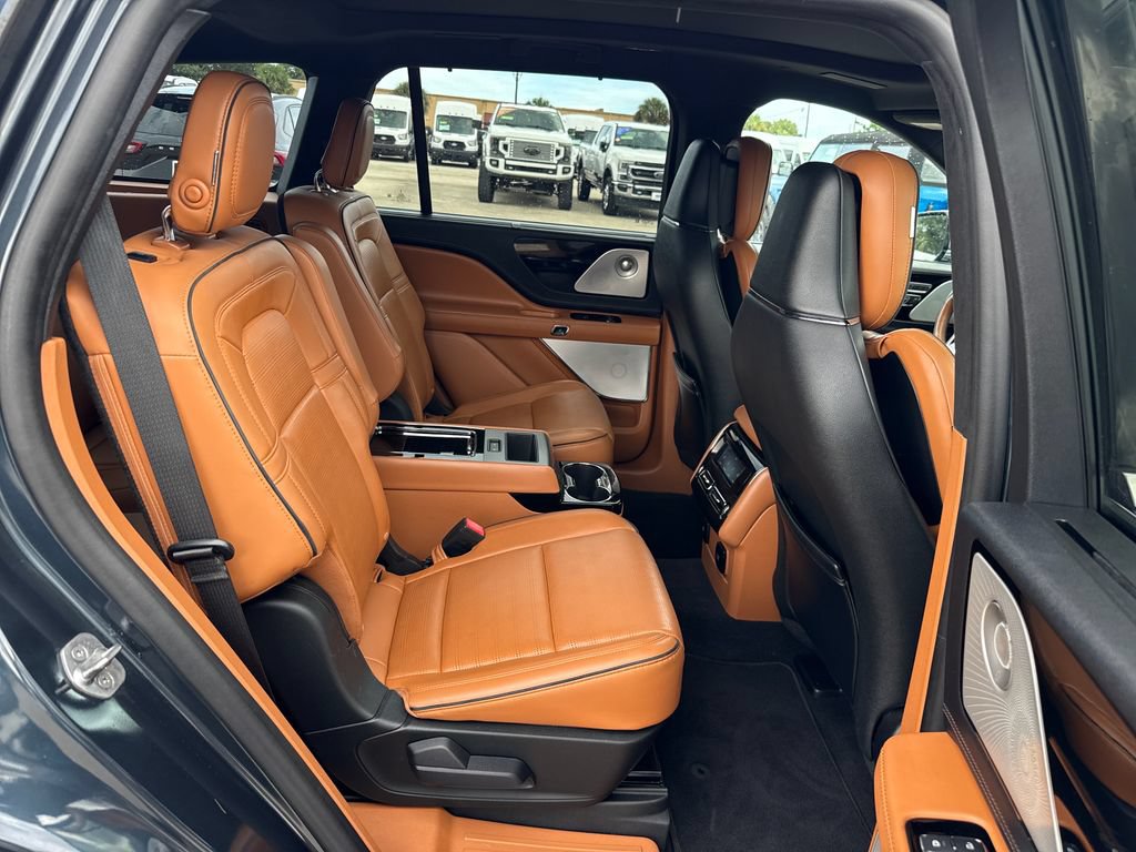 Used 2020 Lincoln Aviator Black Label w/ Dynamic Handling Package AWD/4WD image 27