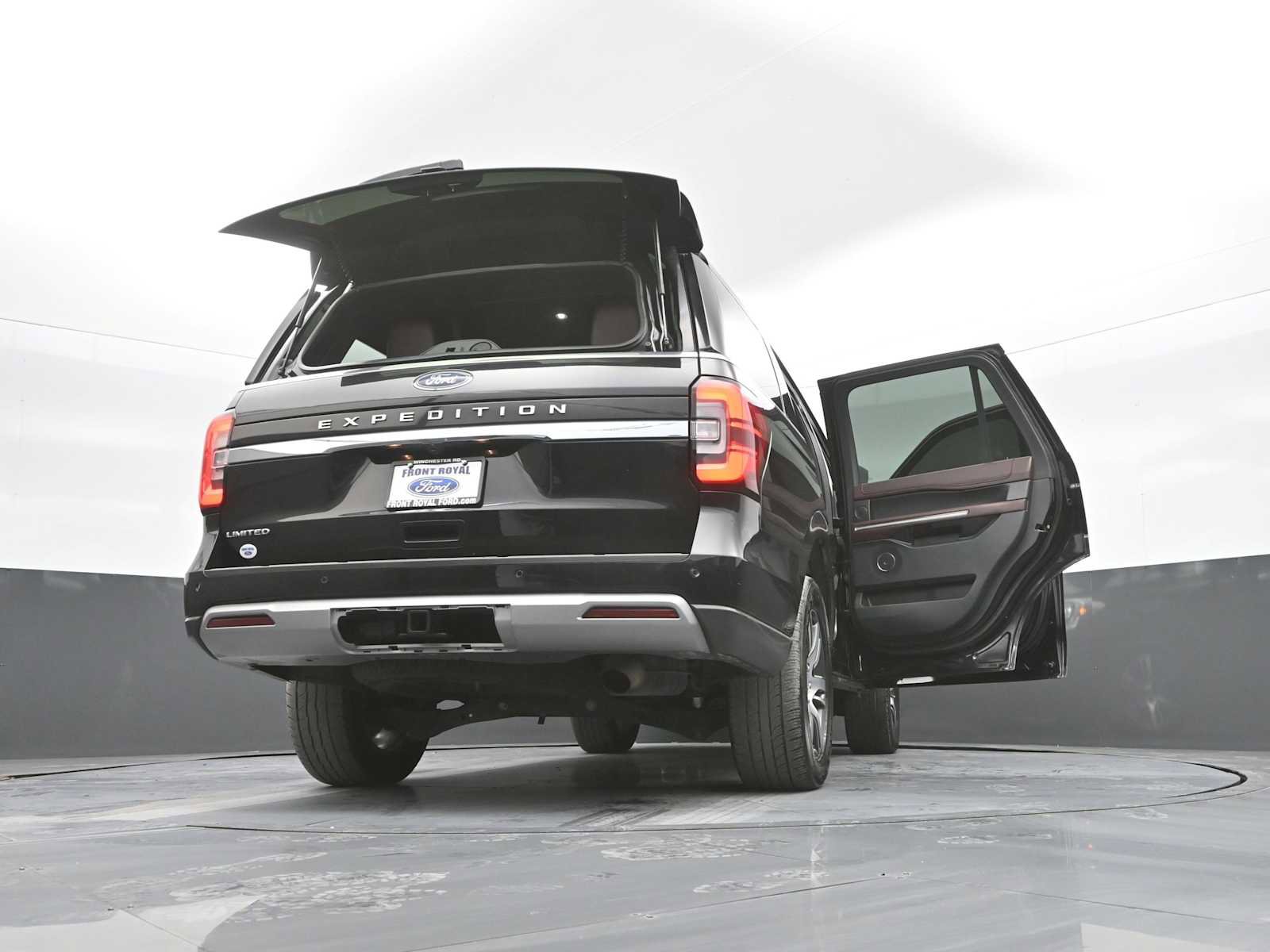 Used 2023 Ford Expedition Limited image 53