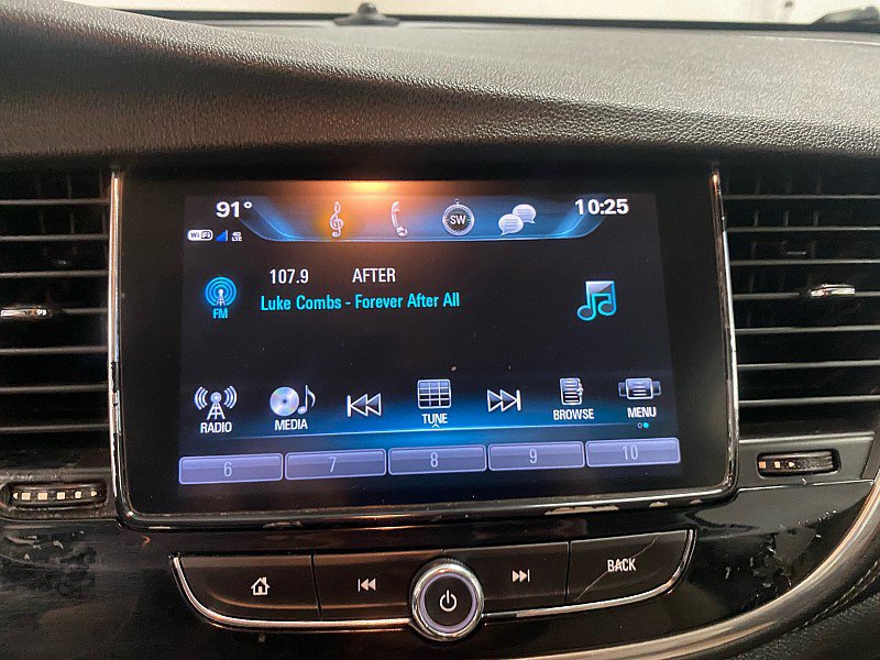 Used 2020 Buick Encore Preferred image 26