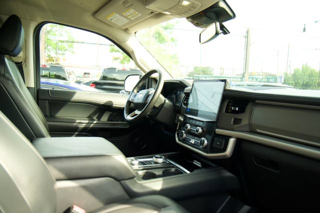Certified 2024 Ford Expedition XLT AWD/4WD image 25