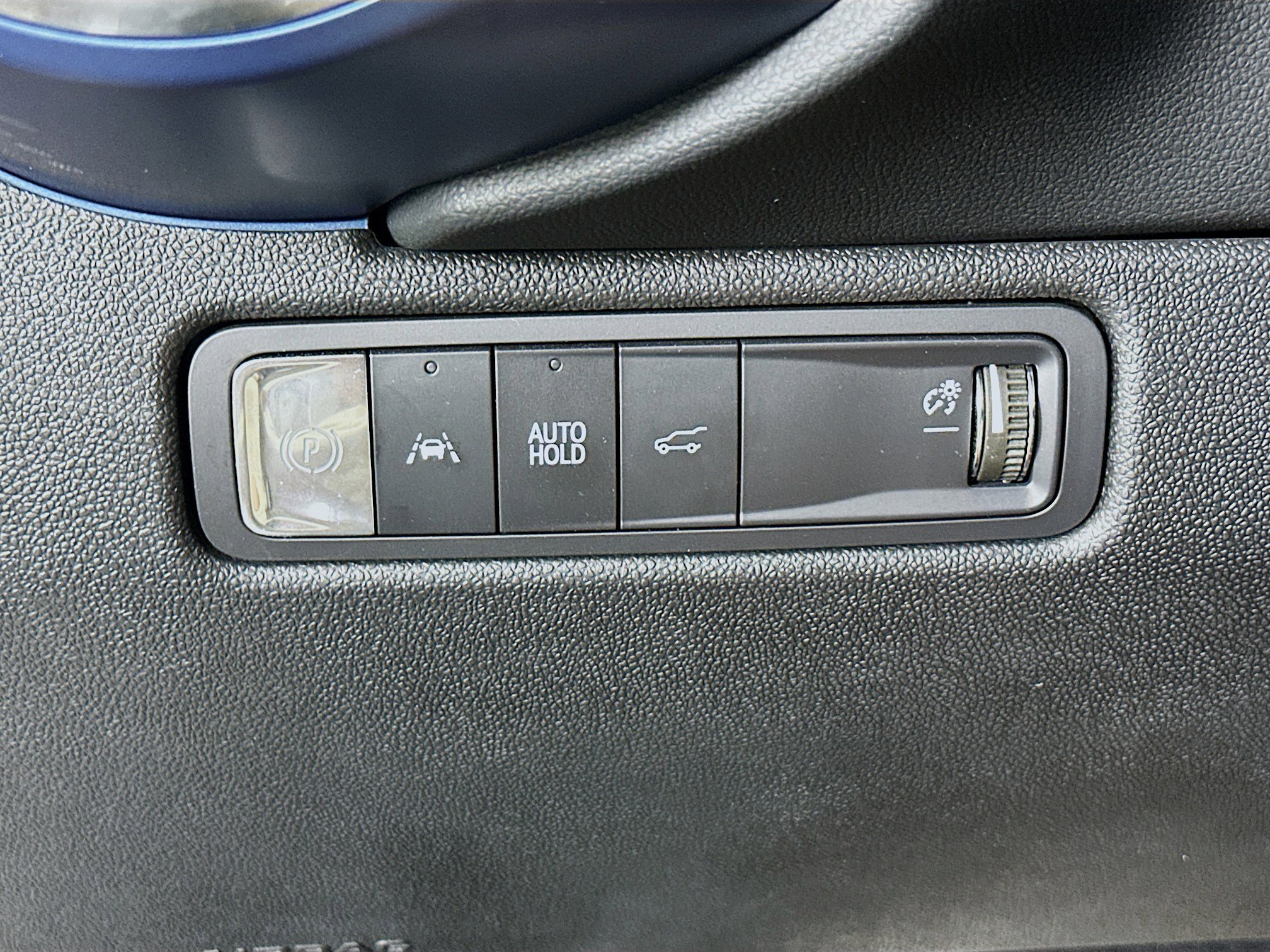 Used 2024 Chevrolet Equinox EV LT w/ LPO, Blackout Package FWD image 17