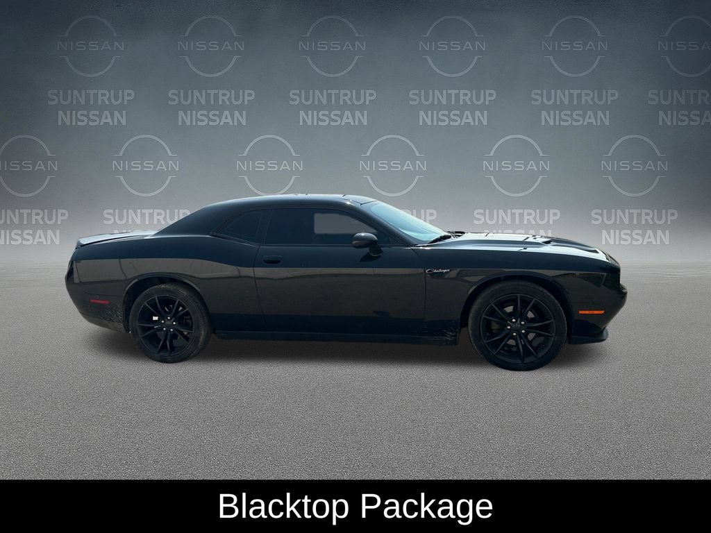 Used 2016 Dodge Challenger SXT w/ Blacktop Package RWD image 7