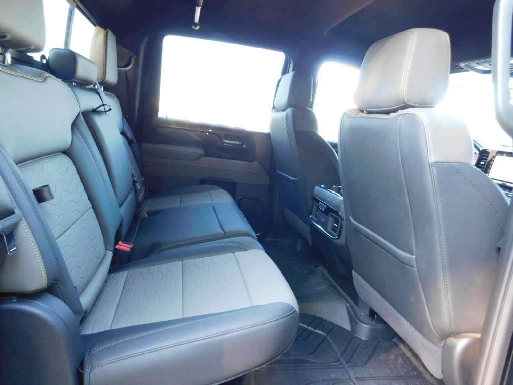 Certified 2026 Chevrolet Silverado 2500 ZR2 AWD/4WD image 5