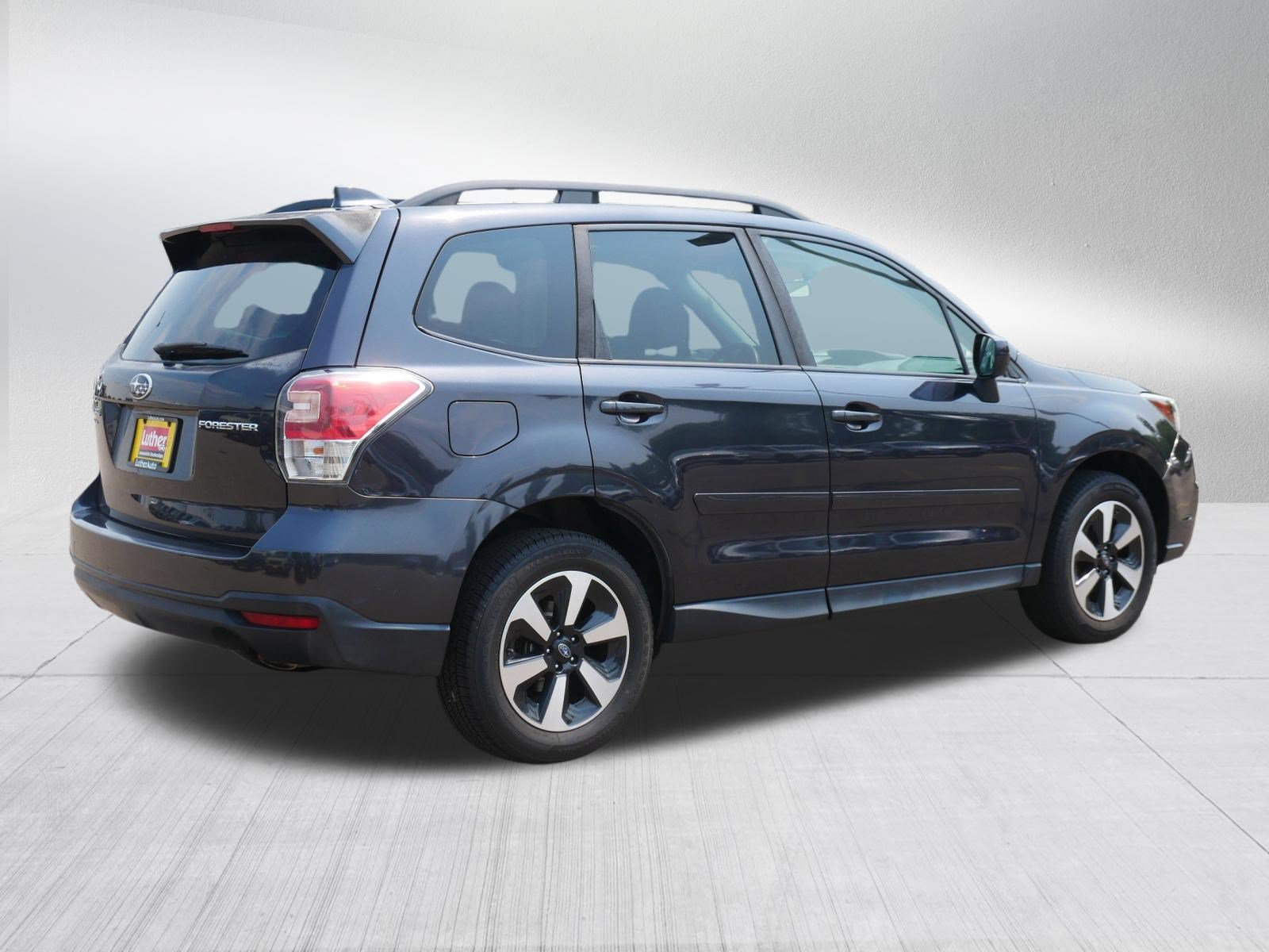 Used 2018 Subaru Forester 2.5i Premium AWD/4WD image 7