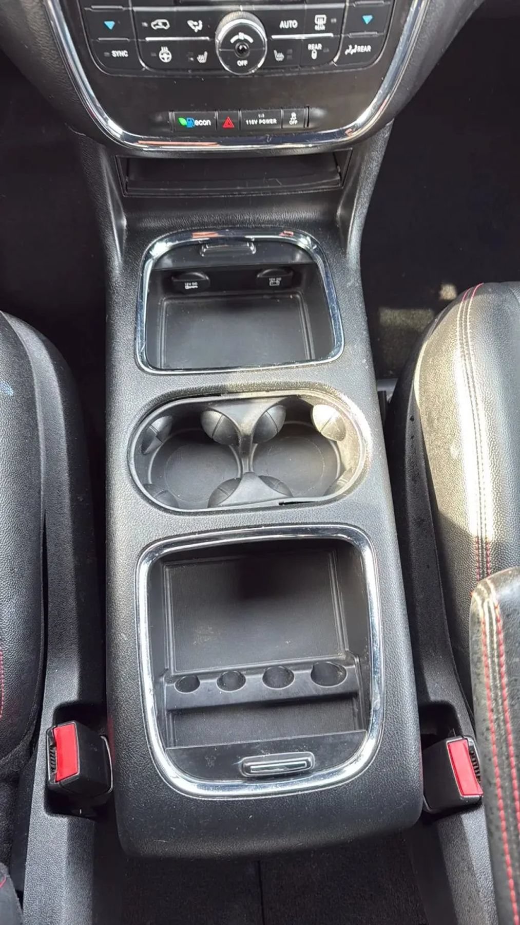 Used 2020 Dodge Grand Caravan GT FWD image 19
