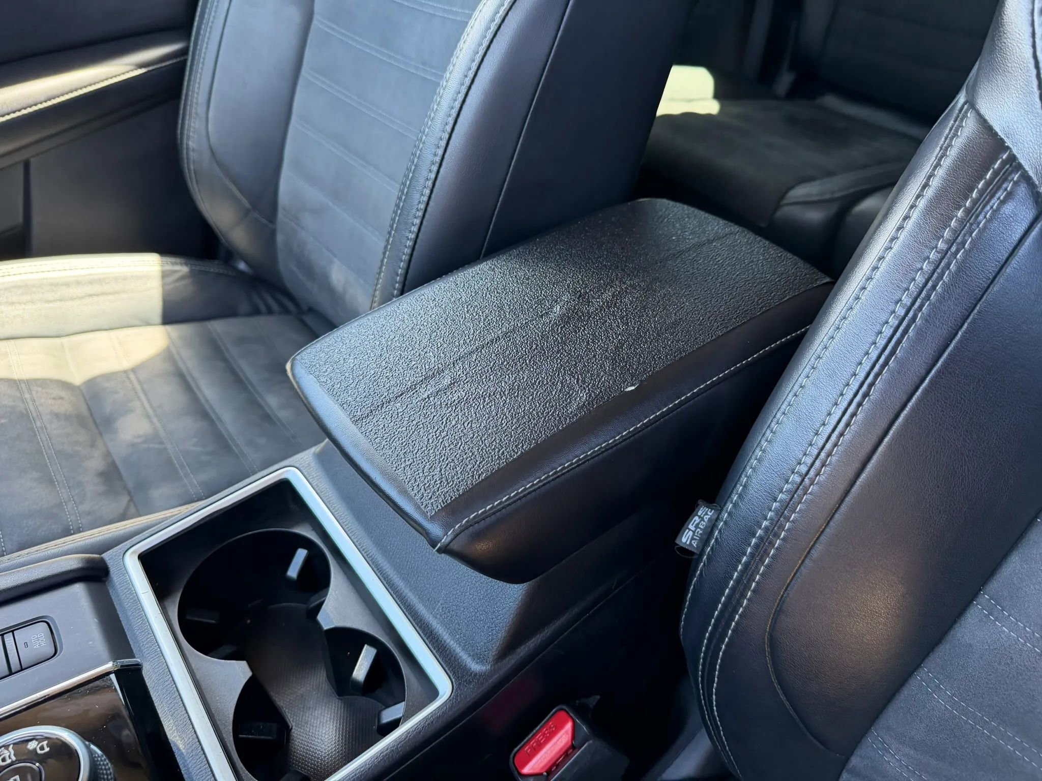 Used 2022 Mitsubishi Outlander SE image 16