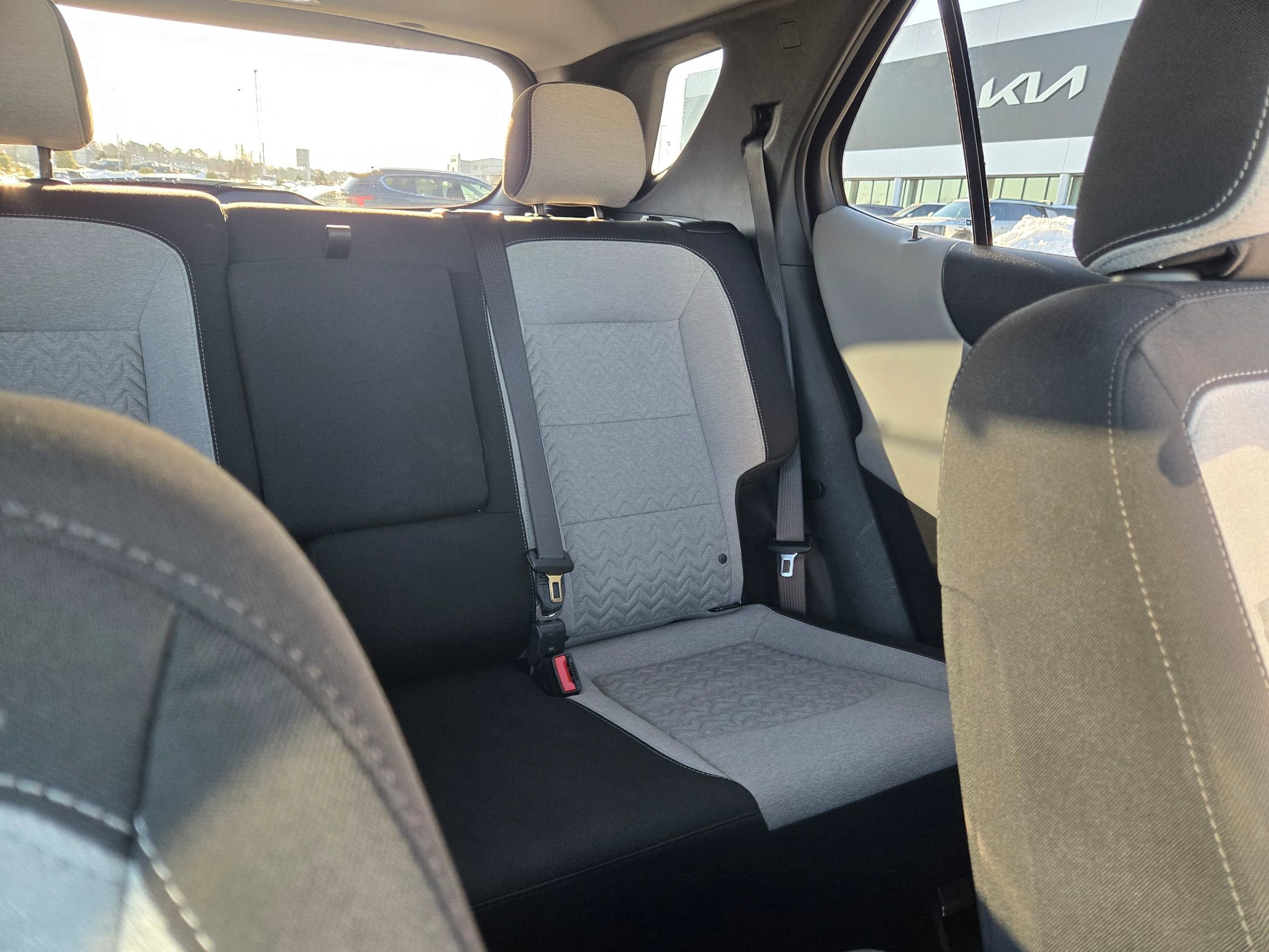 Used 2022 Chevrolet Equinox LT w/ Driver Convenience Package image 14