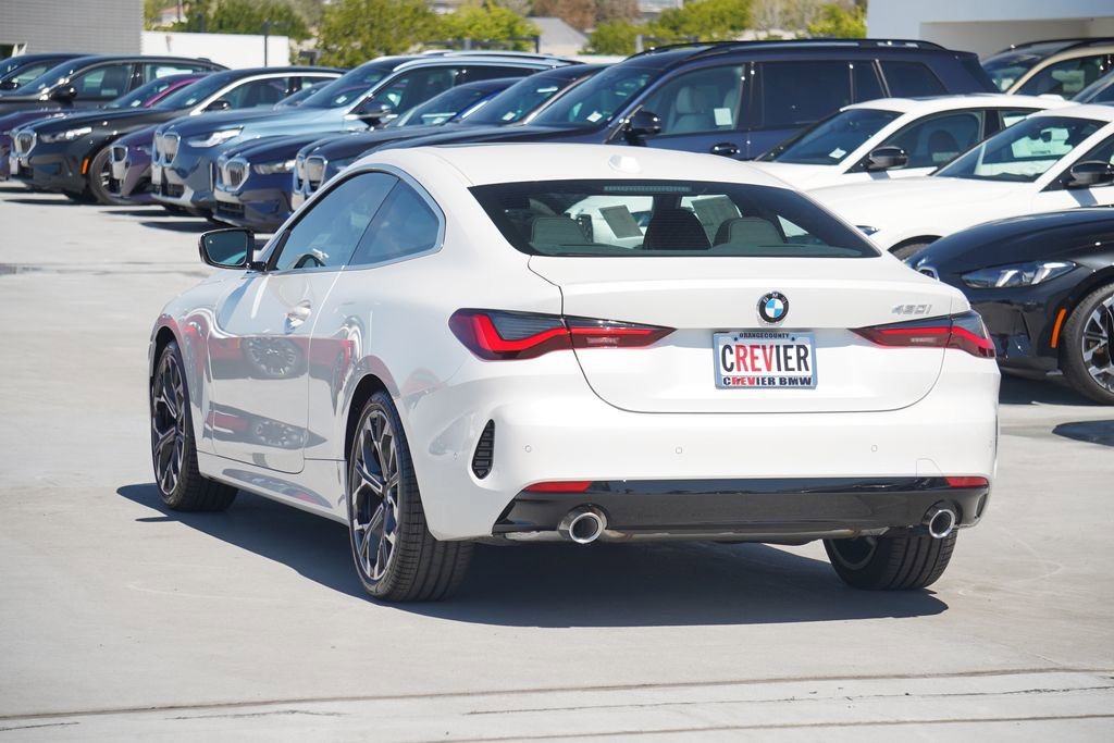 Used 2025 BMW 430i Coupe w/ Convenience Package image 7
