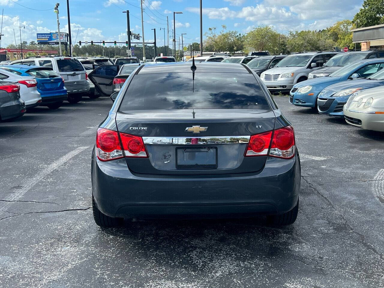 Used 2013 Chevrolet Cruze LT image 5