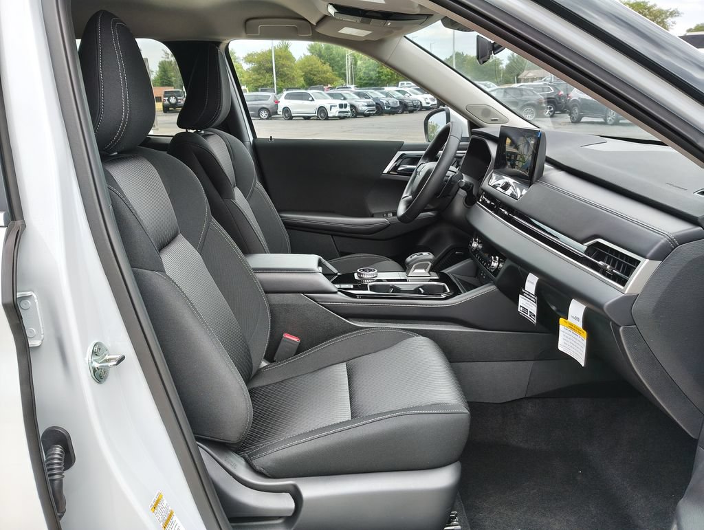 New 2026 Mitsubishi Outlander ES AWD/4WD image 12