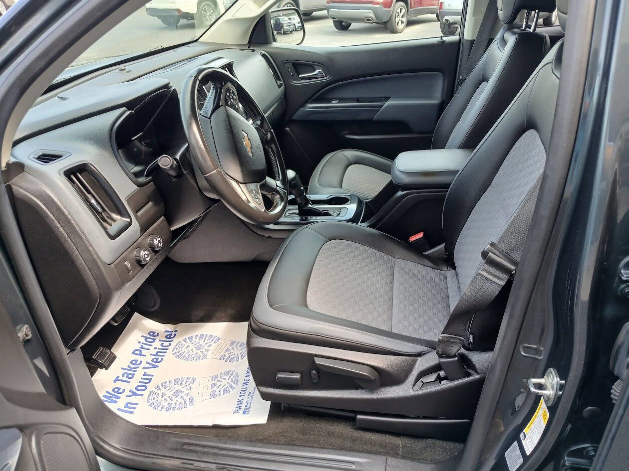 Used 2017 Chevrolet Colorado Z71 image 14