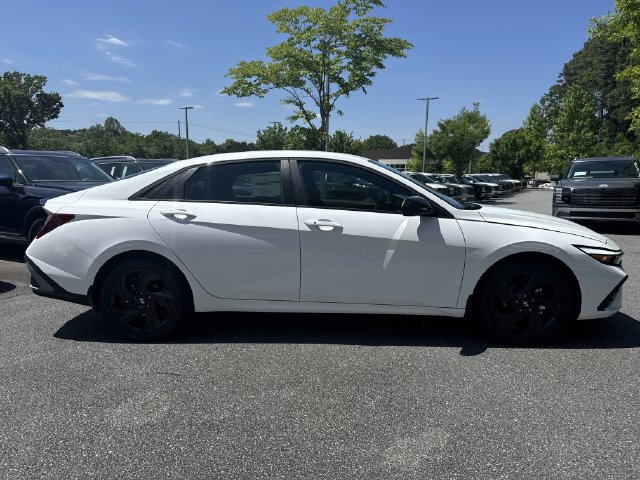 New 2026 Hyundai Elantra Sport FWD image 9