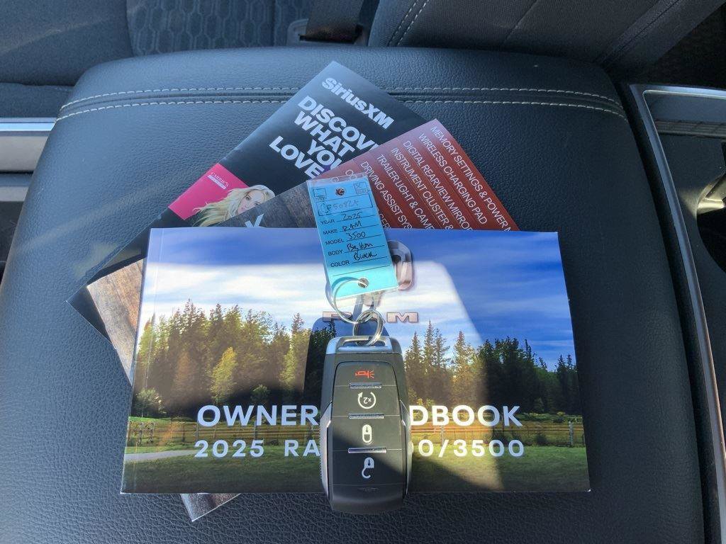 Used 2025 RAM 3500 Big Horn image 72
