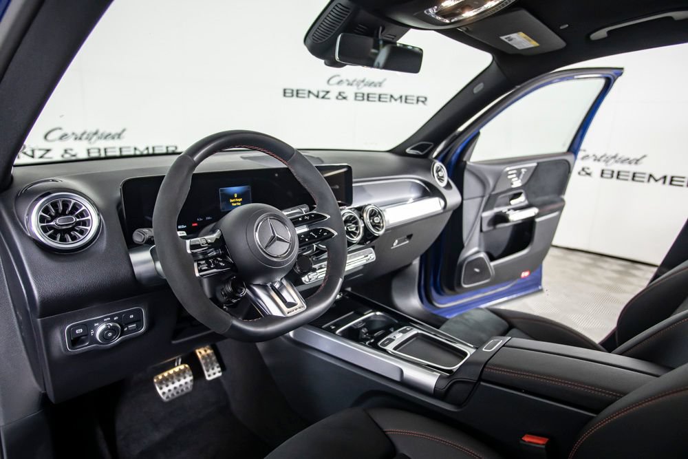 Used 2025 Mercedes-Benz GLB 35 AMG 4MATIC image 20