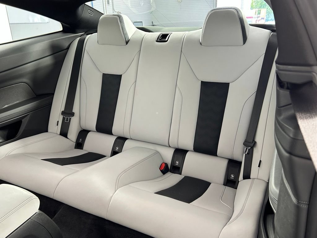 Used 2023 BMW M4 Coupe w/ Executive Package RWD image 16