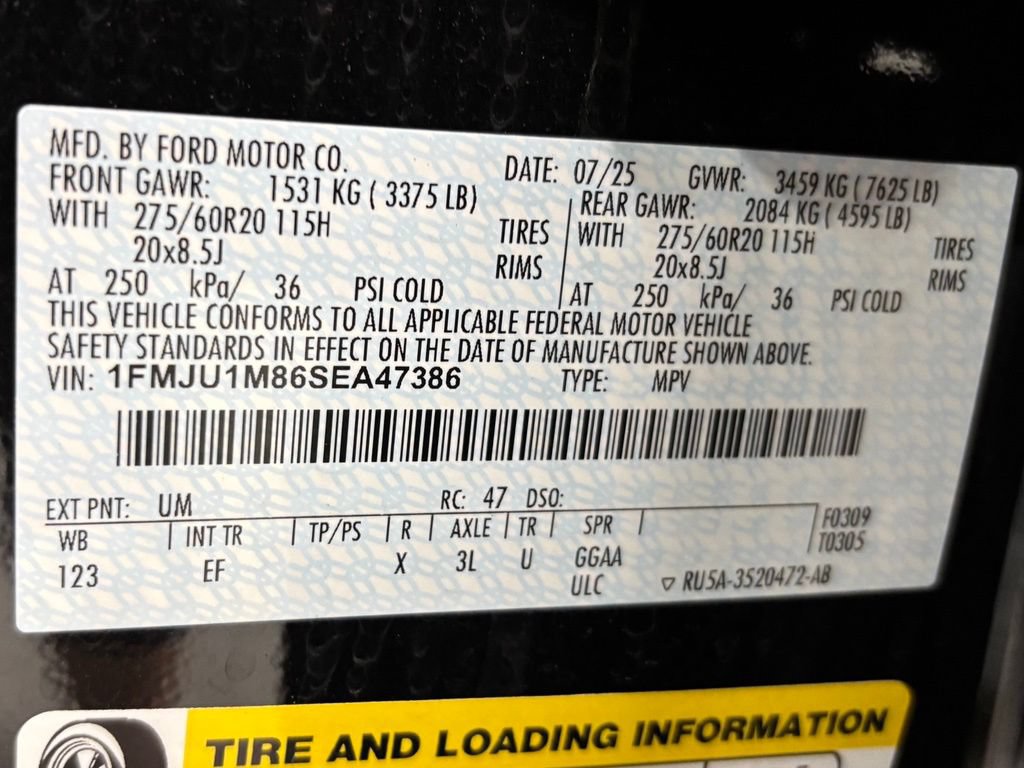Used 2025 Ford Expedition Platinum AWD/4WD image 11