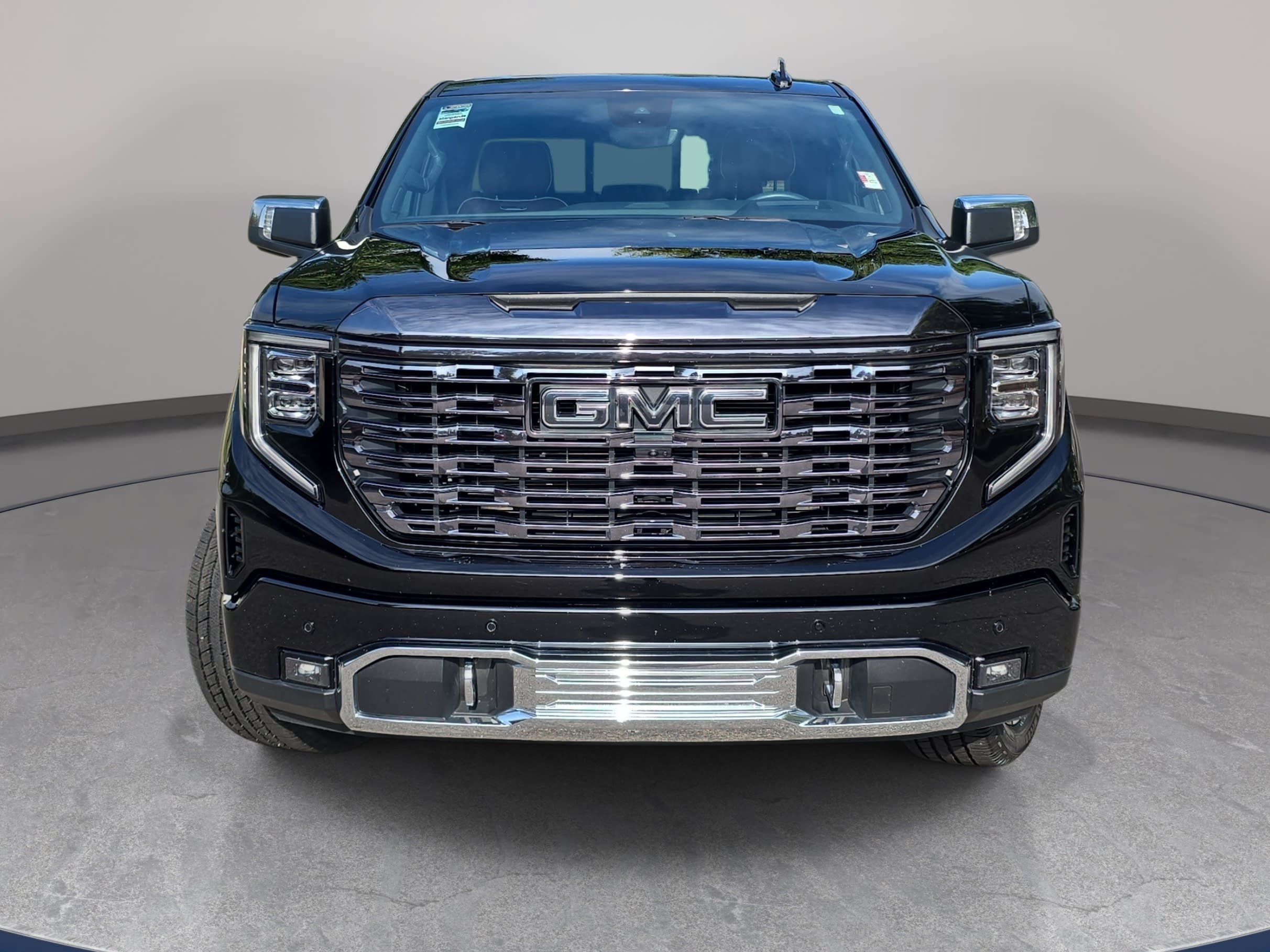 Used 2024 GMC Sierra 1500 Denali Ultimate AWD/4WD image 2