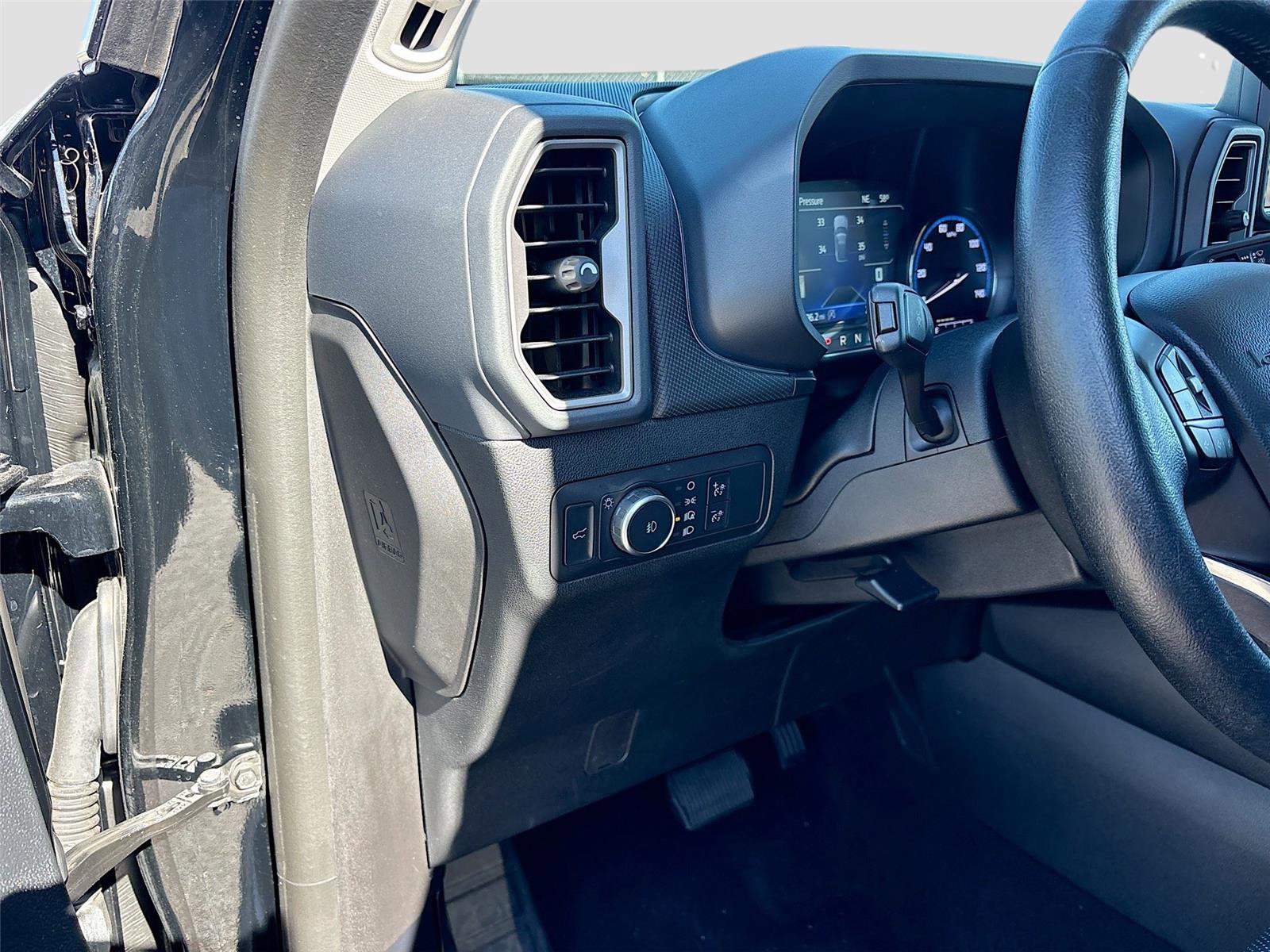 Used 2021 Ford Bronco Sport Outer Banks w/ Outer Banks Package (96D) image 11