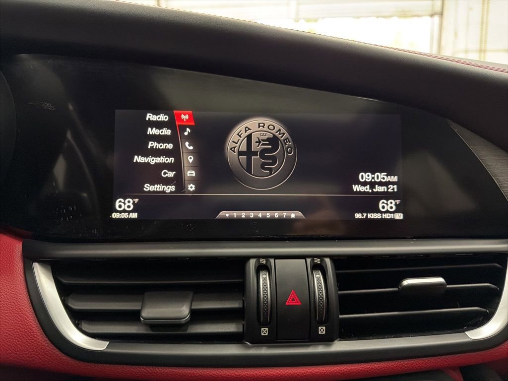 Used 2019 Alfa Romeo Giulia Ti w/ Quick Order Package 22Z Lusso image 34