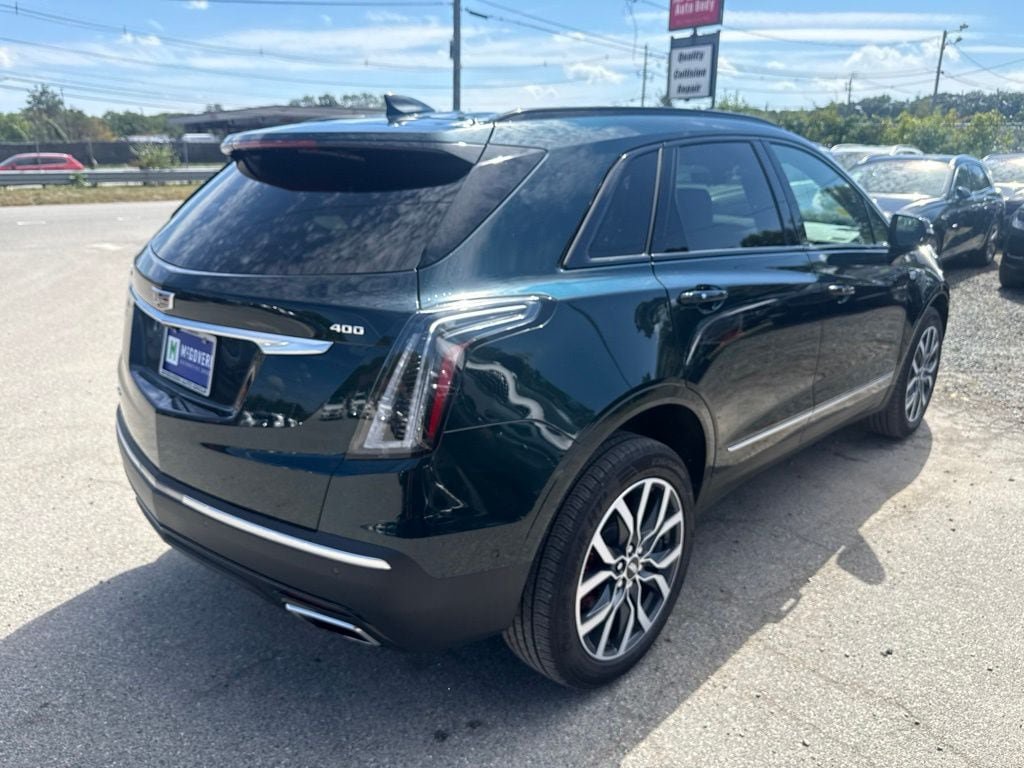 Used 2024 Cadillac XT5 Sportv w/ Technology Package AWD/4WD image 6