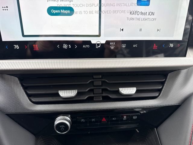 New 2026 Ford Explorer ST-Line w/ ST-Line Street Pack image 24