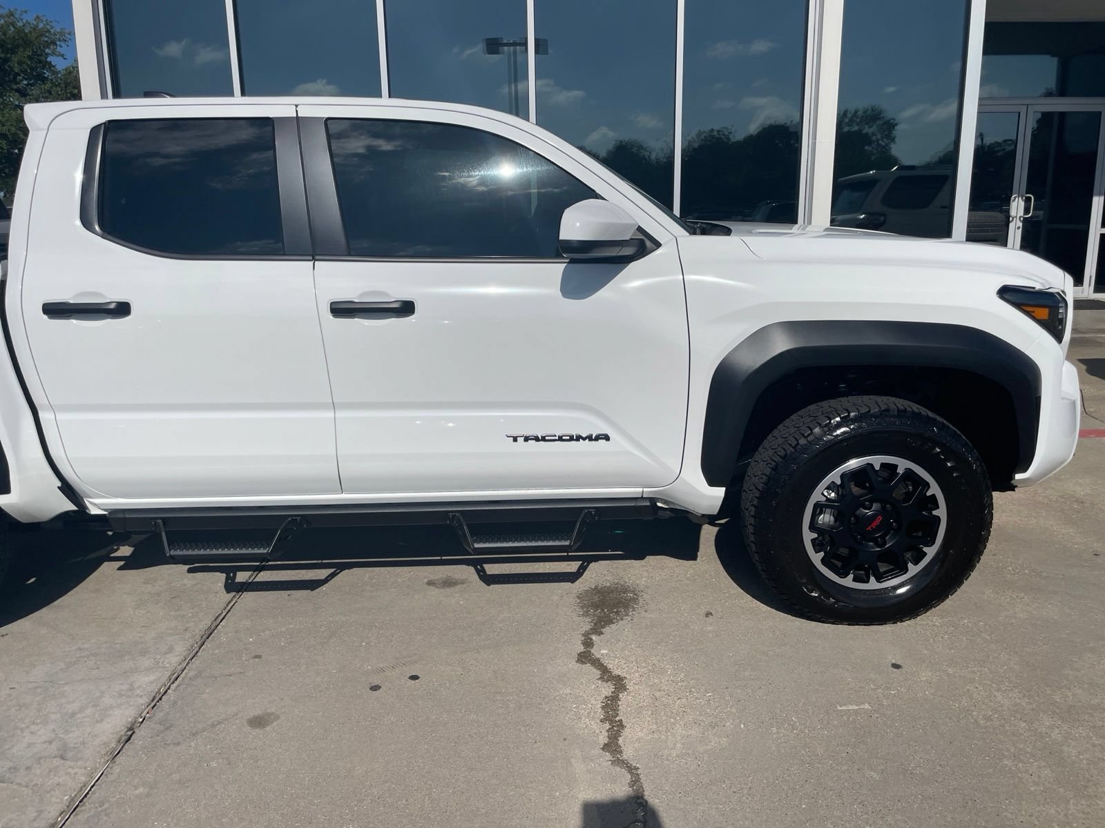 Used 2026 Toyota Tacoma TRD Off-Road AWD/4WD image 6