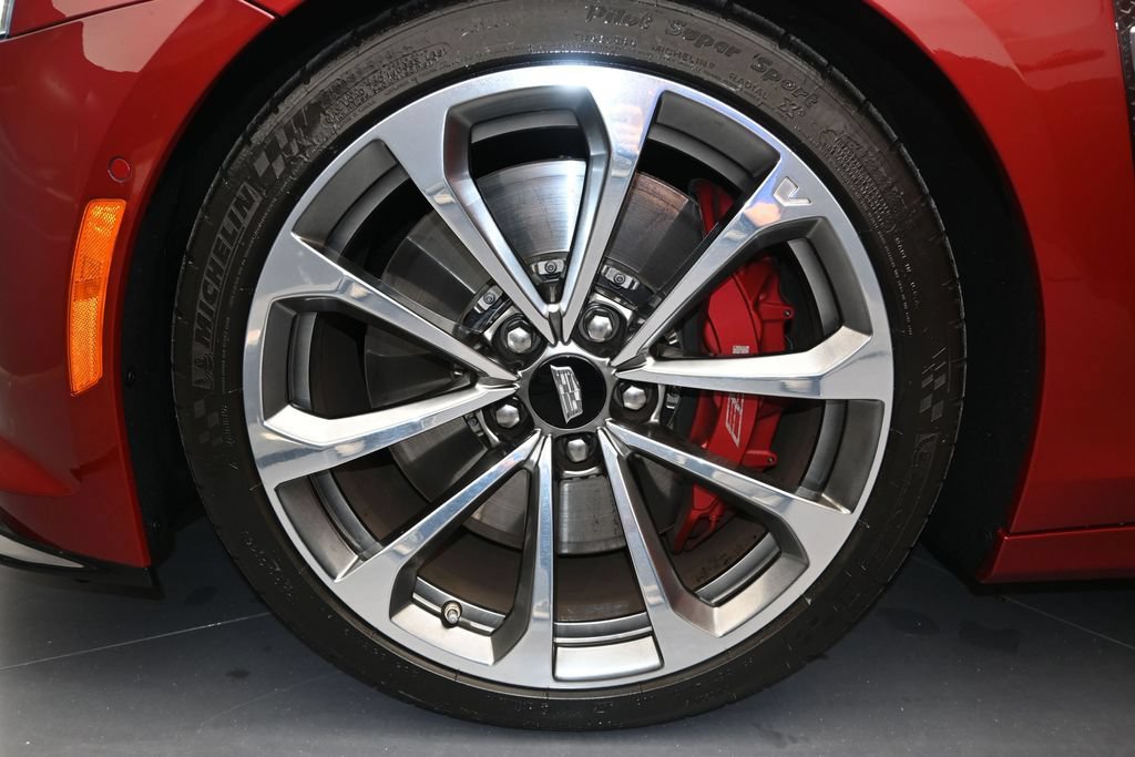 Used 2016 Cadillac CTS V w/ Luxury Package RWD image 26