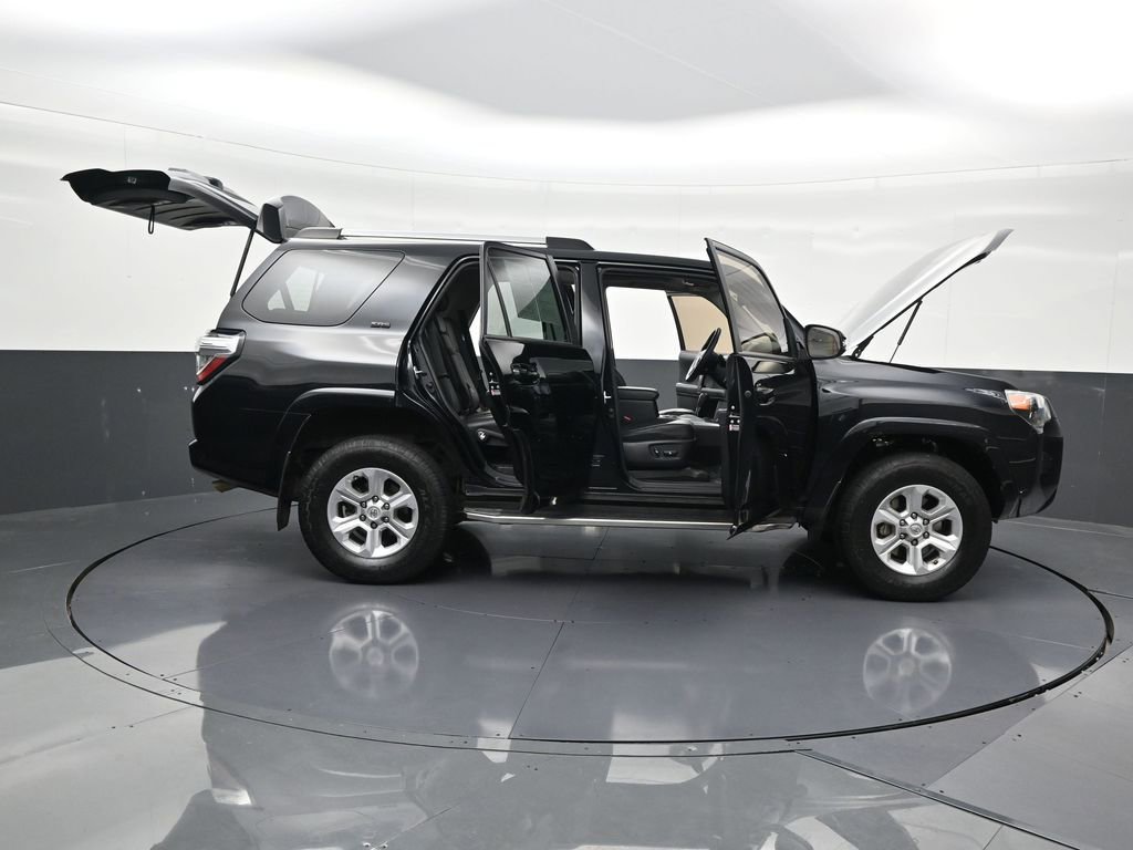 Used 2021 Toyota 4Runner SR5 Premium image 33