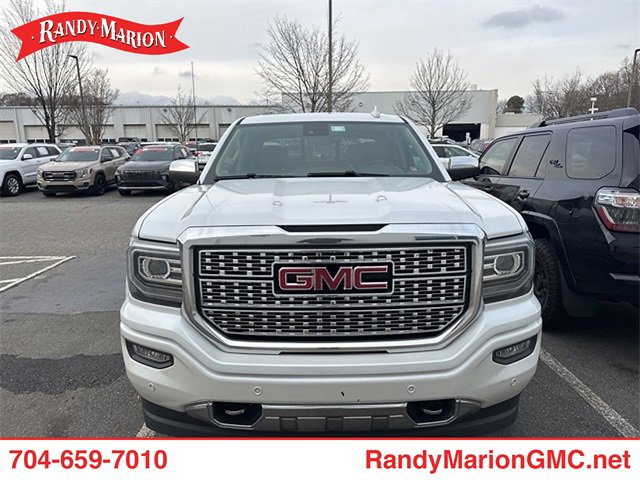 Used 2017 GMC Sierra 1500 Denali w/ Denali Ultimate Package image 2